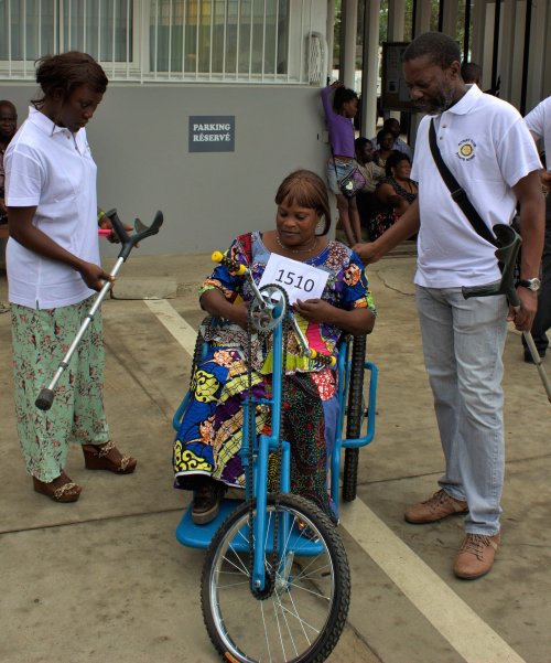 Remise de tricycles